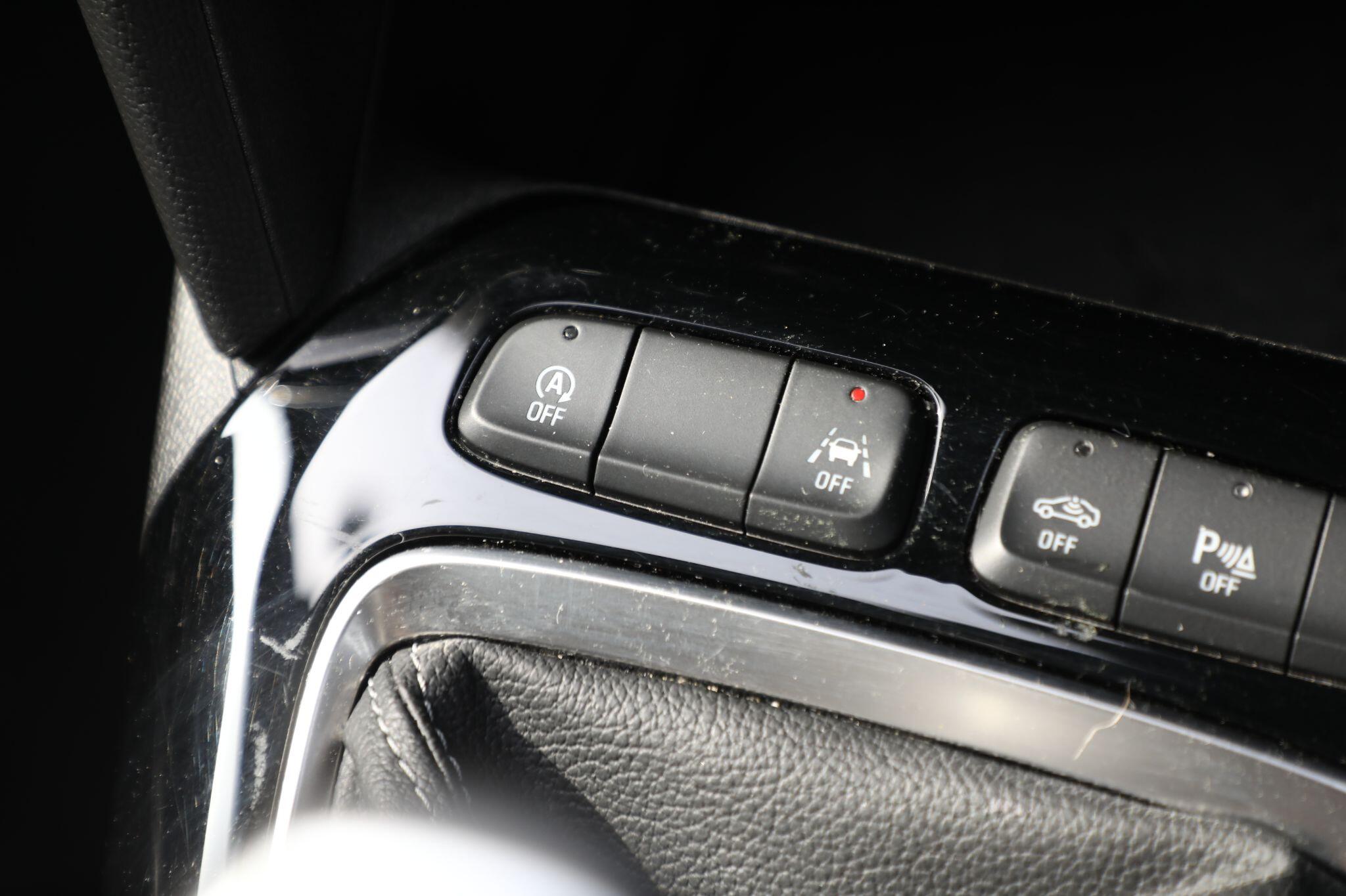 Large vehicle image